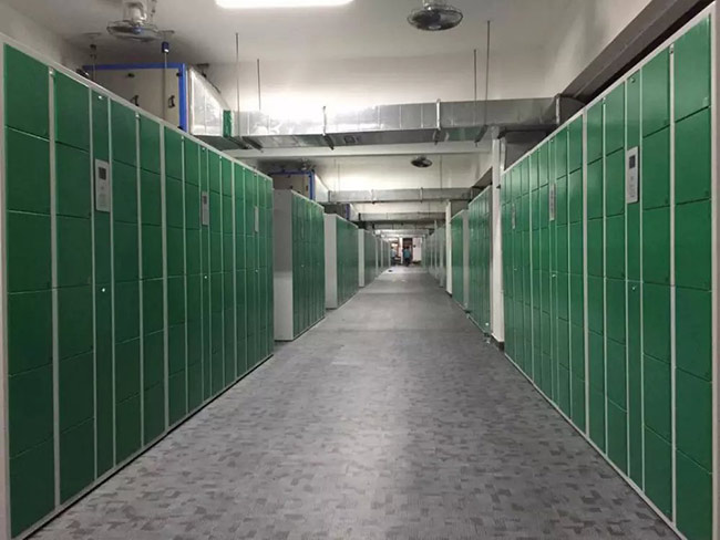 循環(huán)式儲物柜